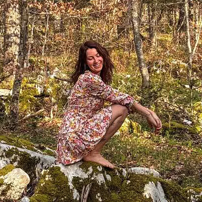 Sara Hutar - vodena Gozdna kopel
